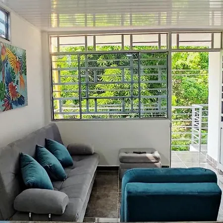 Hermoso Apartamento Con Servicios Y Garaje. Florencia  Exterior photo