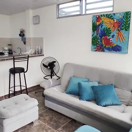 Hermoso Apartamento Con Servicios Y Garaje. Florencia  Exterior photo
